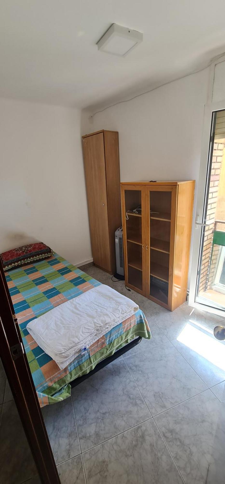 Sunny Room In A Shared Apartment In Руби Экстерьер фото