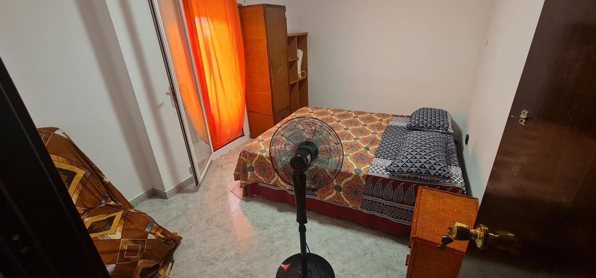 Sunny Room In A Shared Apartment In Руби Экстерьер фото